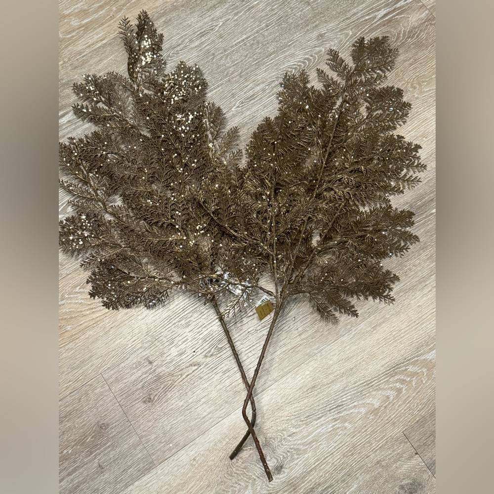 NEW. Designers Excellence Decorative Holiday Glitter Metallic Juniper Spray. 30”